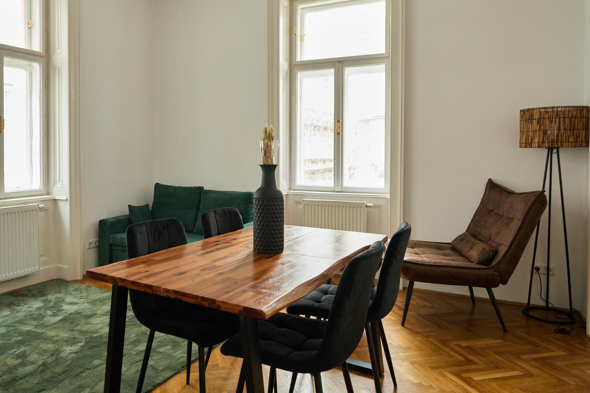 Apartment - Volkstheater Wien